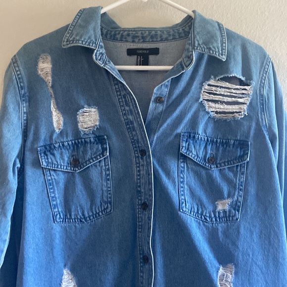 Forever 21 Distressed Denim Button Down Top - Picture 3 of 5